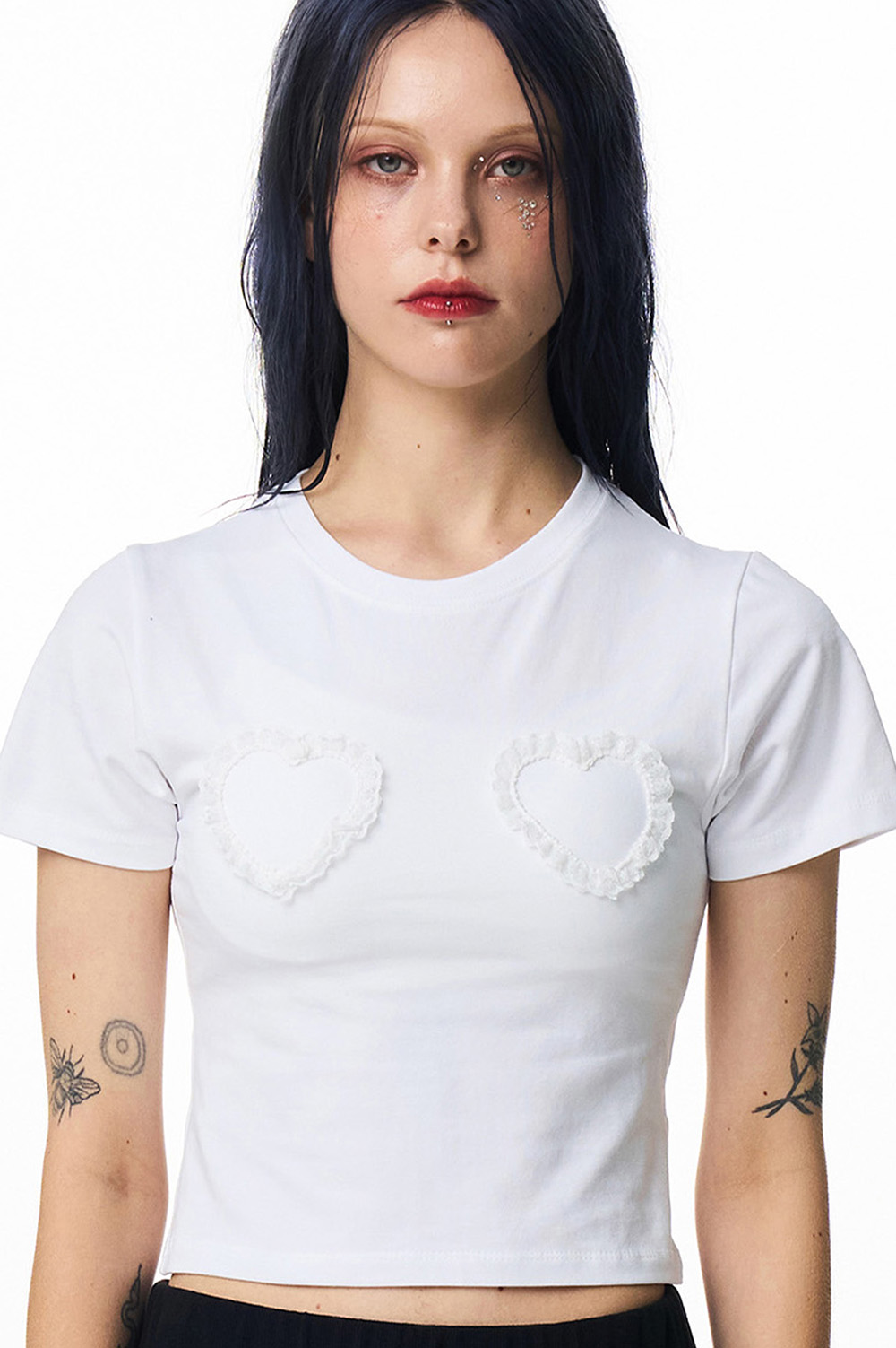 Heart lace fit cropped T-shirt white